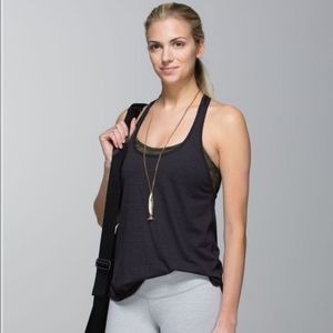 Lululemon 105 F Singlet (Seriously Light Luon)